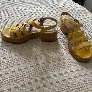 lucky brand sandals